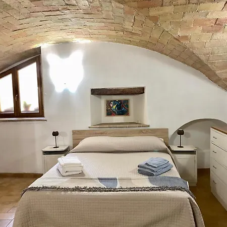 La Corte Di Trevi